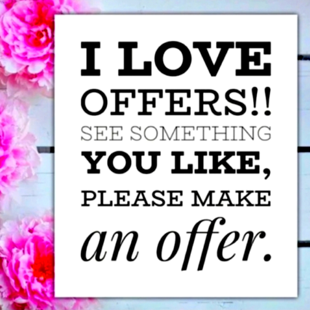 OFFERS ACCEPTED! 💕 EVERYTHING MUST GO! 💜